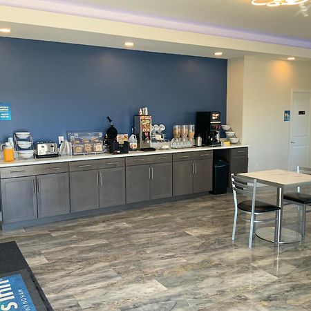 Days Inn By Wyndham Troy Il Buitenkant foto