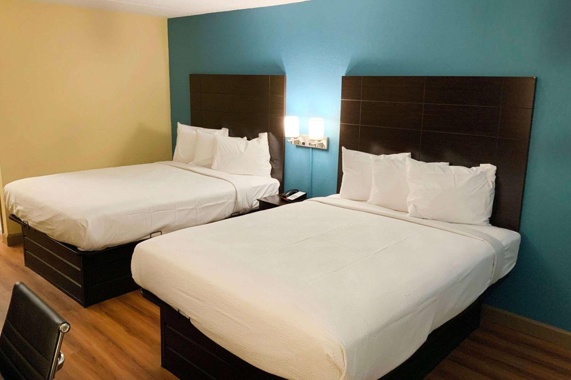 Days Inn By Wyndham Troy Il Buitenkant foto